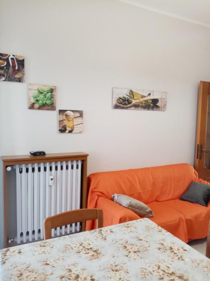 Bruno Turin Apartment Near The Metro Collegno Bagian luar foto