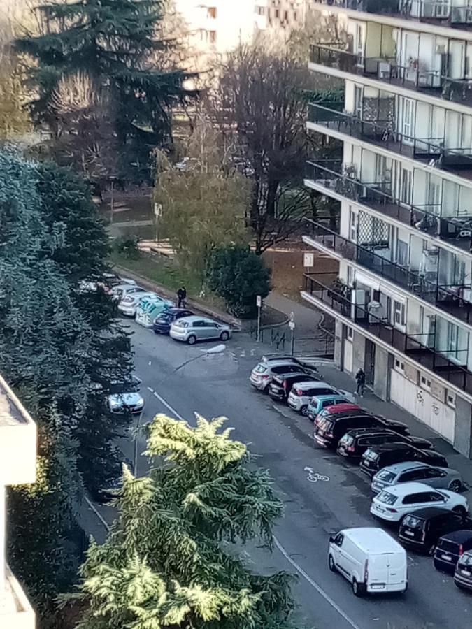 Bruno Turin Apartment Near The Metro Collegno Bagian luar foto