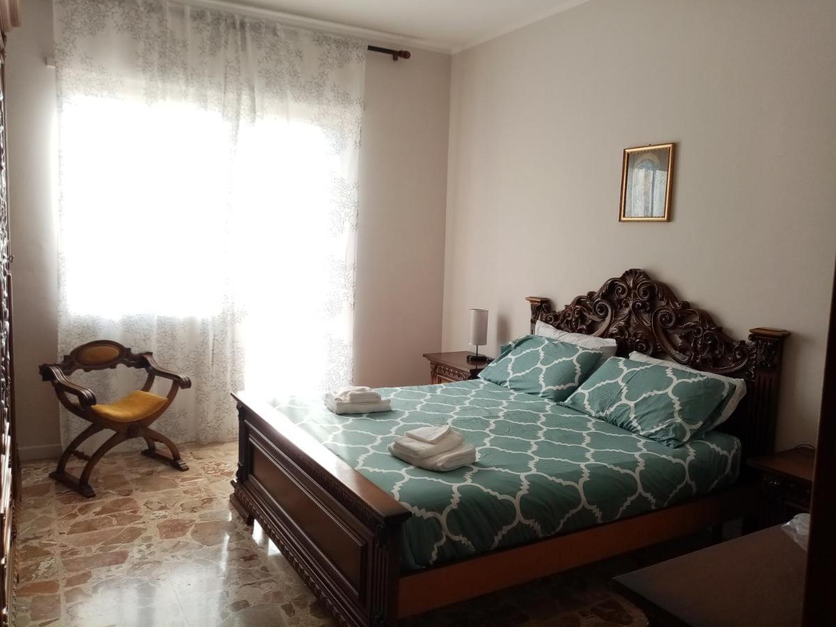 Bruno Turin Apartment Near The Metro Collegno Bagian luar foto