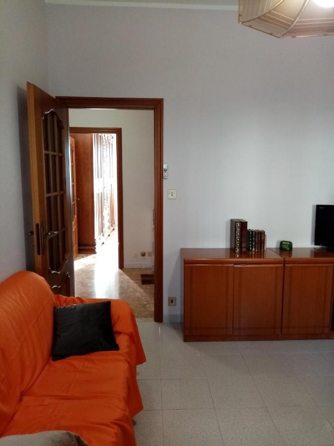 Bruno Turin Apartment Near The Metro Collegno Bagian luar foto